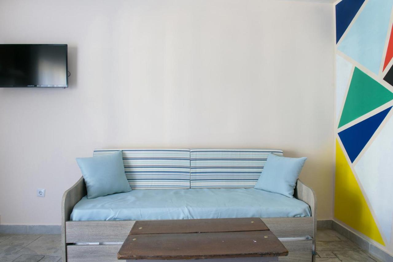 לריסוס 3D Iliadis Suites מראה חיצוני תמונה