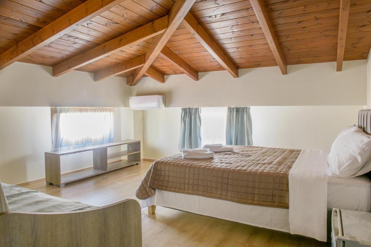 לריסוס 3D Iliadis Suites מראה חיצוני תמונה
